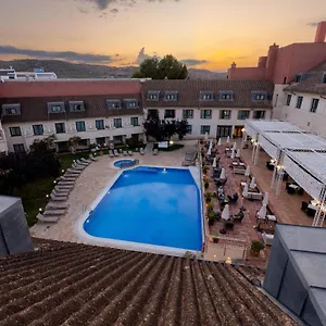 4* Hotel Hills