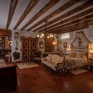 Mazari Antequera